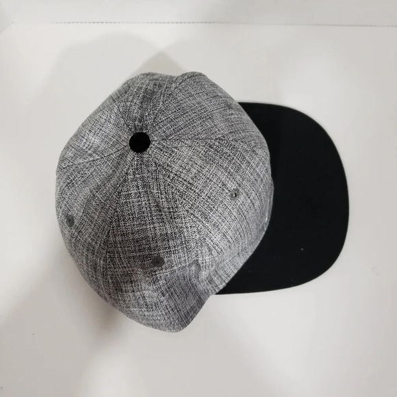 Coors Light Mens Gray/Black Advertising Snapback Hat. - Picture 2 of 5